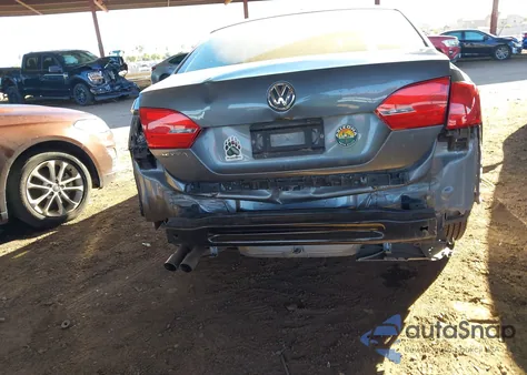 2014 Volkswagen Jetta 2.0L S из США, поврежденный, VIN 3VW2K7AJXEM288002